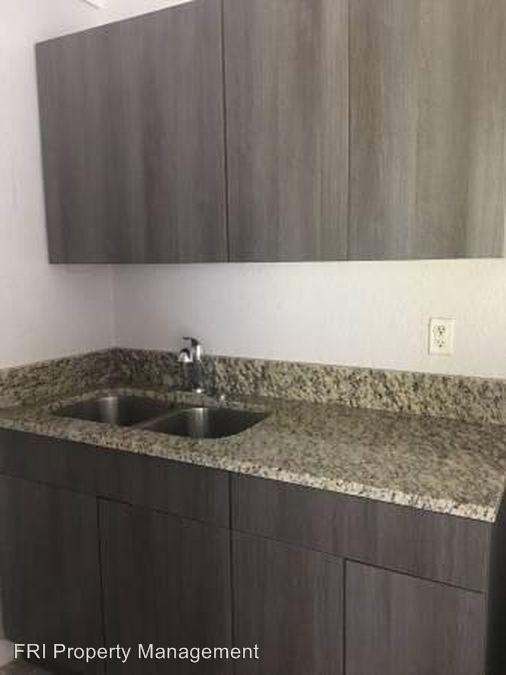 Foto del edificio - 318 1st St