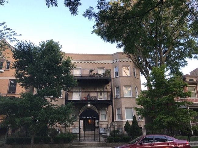 Building Photo - 5924 S King Dr