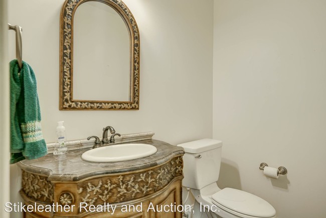 Building Photo - 4 br, 3.5 bath House - 268 Indian Trail