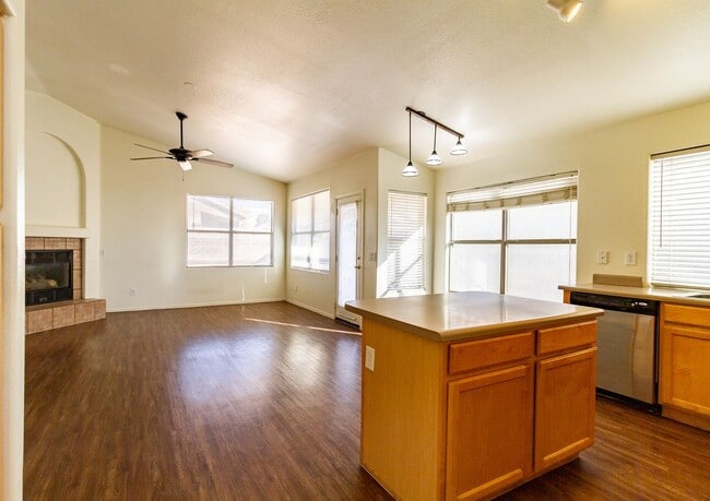 Building Photo - * COMING SOON * Nice spacious 3 bedroom, 2 bath home in FABULOUS EAST MESA NEIGHBORHOOD!