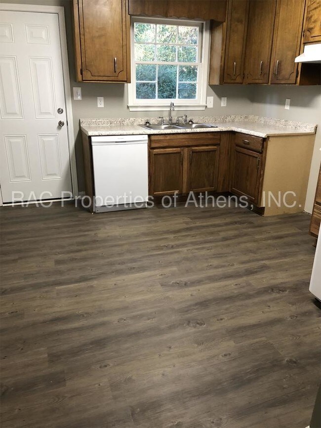 Building Photo - 160 Ramble Hills Cir