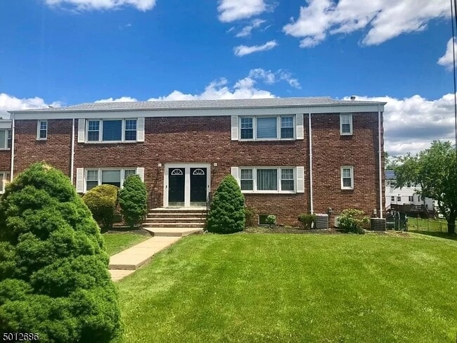 Foto del edificio - 4 Dartmouth Ave