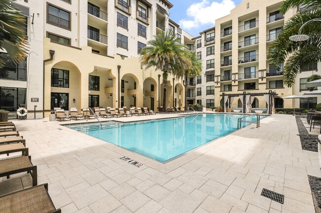 Building Photo - Lantower Westshore