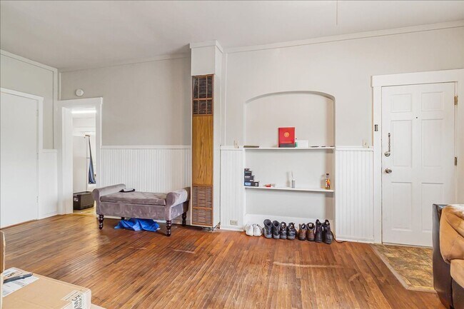 Foto del edificio - 212 W North St