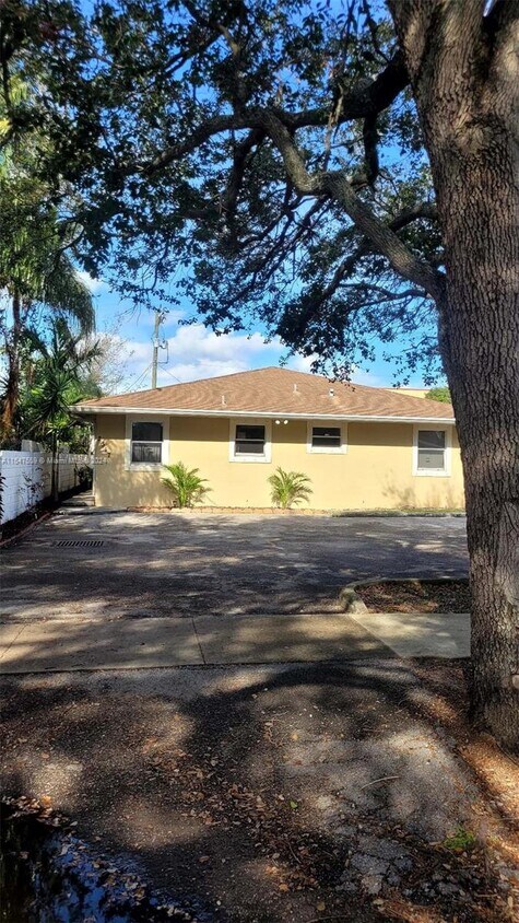 2317 Liberty St Unit 2  