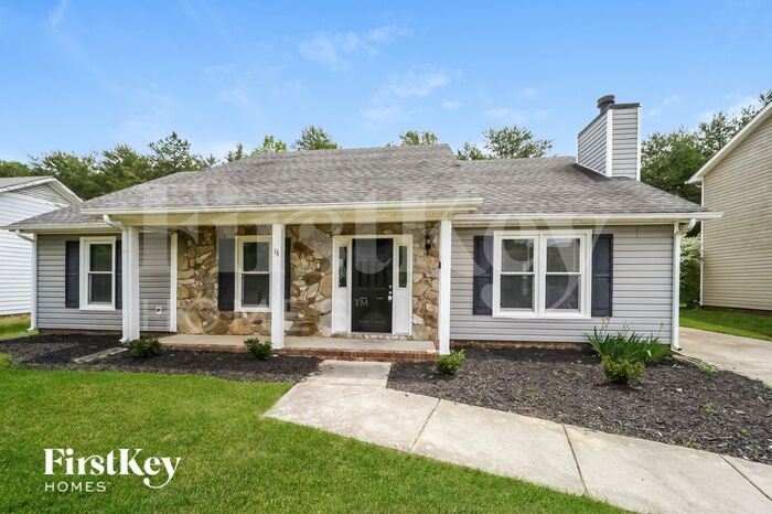 Primary Photo - 16 Hickory Knoll Ct