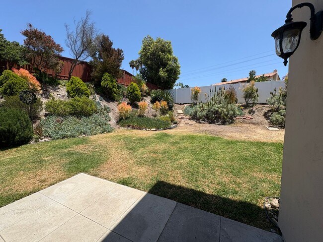 Building Photo - Prestigious Home In Outstanding Location! ...