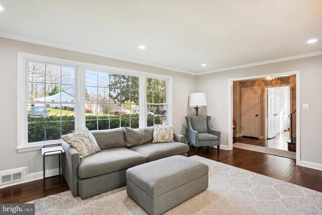 Building Photo - 7832 Fulbright Ct