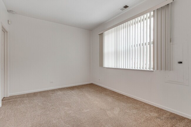 Foto del edificio - 726 Keystone Ln