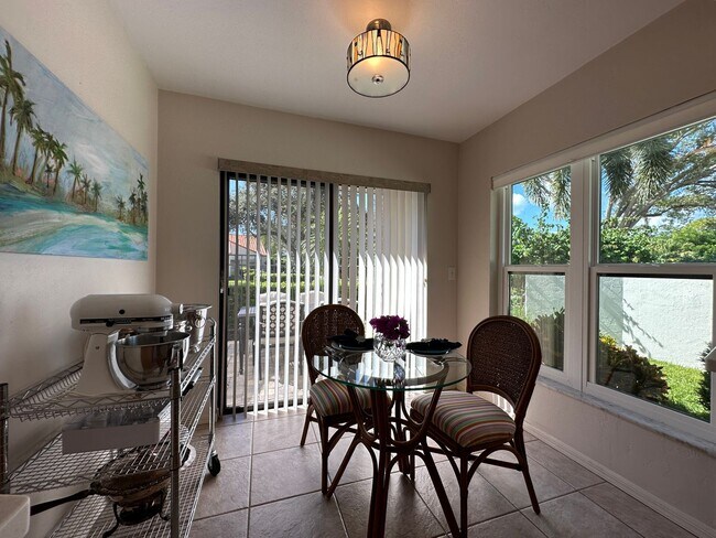 Foto del edificio - 829 Reef Point Cir