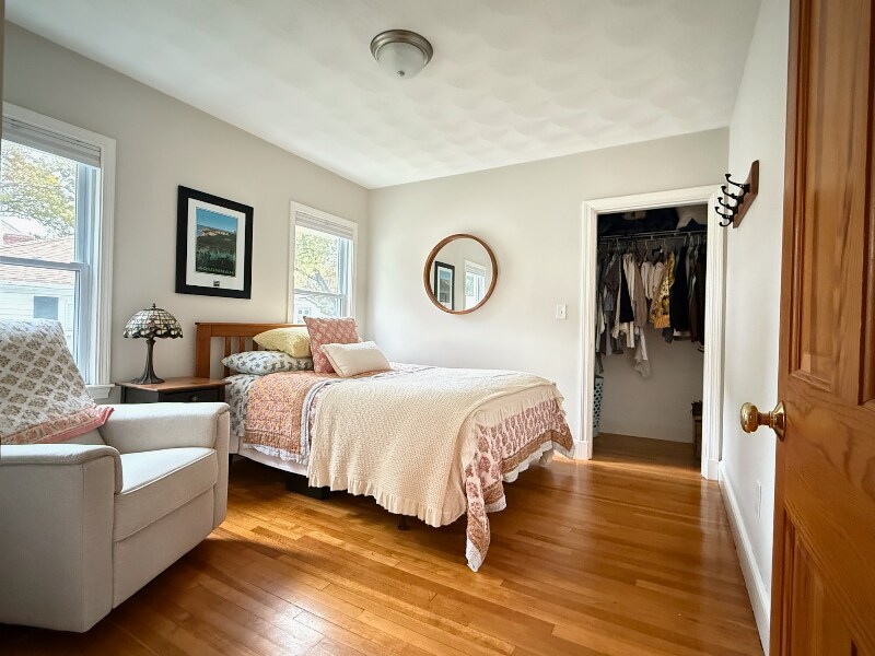 Foto principal - 37 Lindale Ave