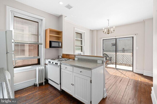 Foto del edificio - 2324 Poplar St