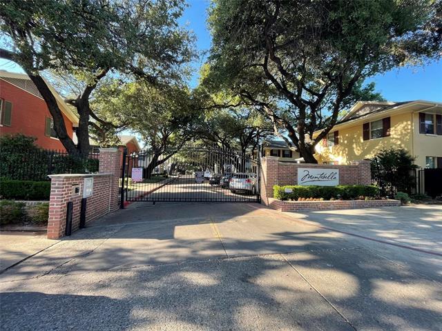 Building Photo - 4744 Bradford Dr