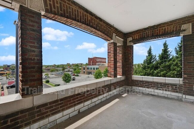 Foto del edificio - 30 Linwood Blvd