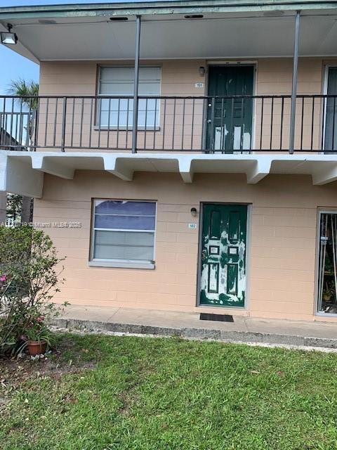 Foto del edificio - 1715 Dixon Blvd