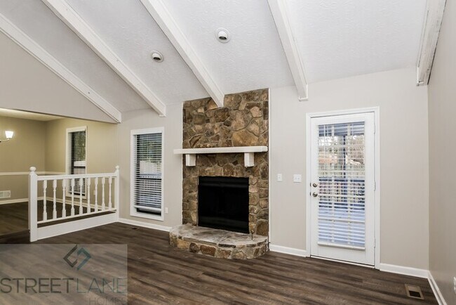 Building Photo - 3405 Dallas Hwy