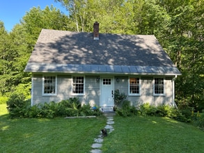 Building Photo - 448 New Boston Rd