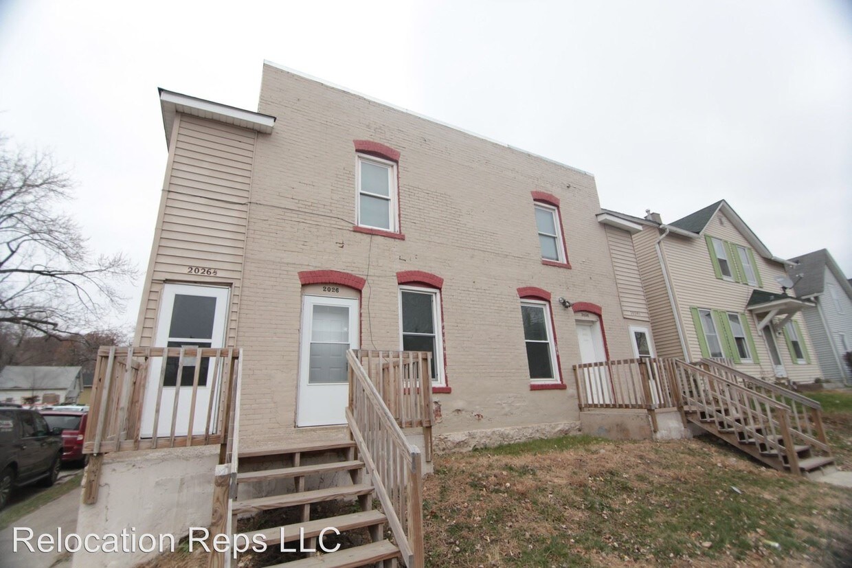 Primary Photo - 2026-2026 W 6th St