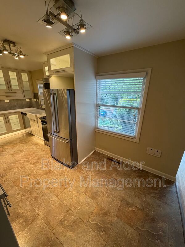 Foto del edificio - 5226 SE Clinton St