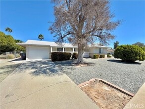 Building Photo - 28880 Amersfoot Way