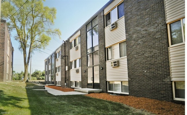 Building Photo - 1242 Haslett Rd