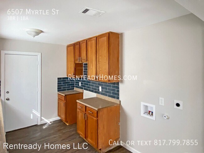 Foto del edificio - 3 br, 1 bath House - 6507 Myrtle St