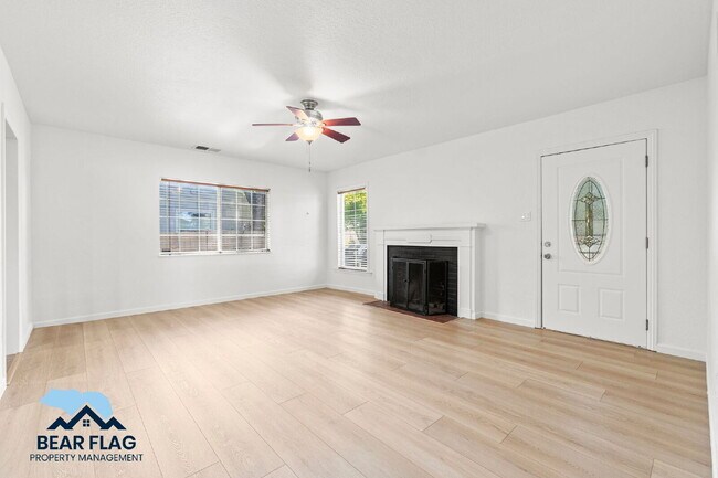 Foto del edificio - For Rent $2,280 - 2 bed, 1 bath