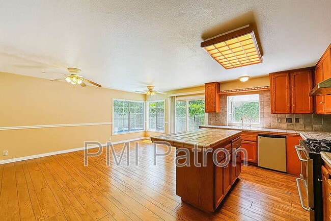 Building Photo - 11500 Cozumel St