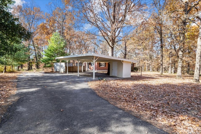 Foto del edificio - 205 Gum Branch Rd