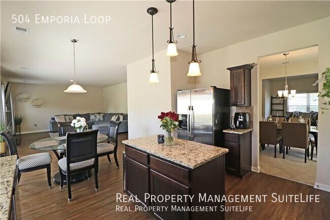 Building Photo - 504 Emporia Loop