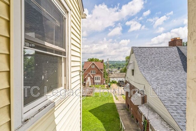 Building Photo - 517 1/2 Hornor Avenue