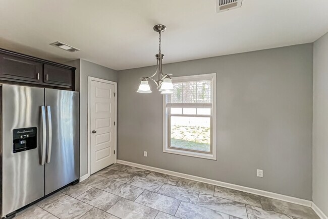 Foto del edificio - 16382 Pottery Ln