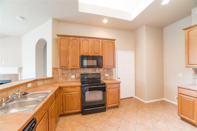 Building Photo - 9957 Delamere Dr
