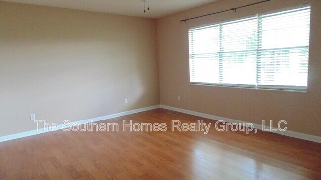 Building Photo - 381 Co Rd 775