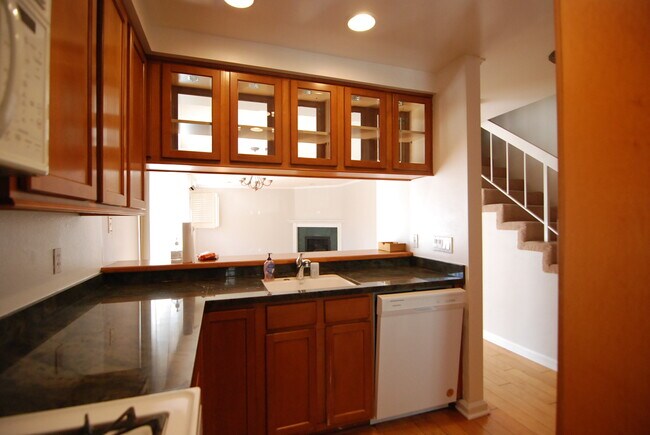 Building Photo - 4125 Inglewood Blvd