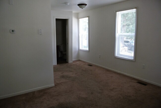 Foto del edificio - 1510 1st Ave SE