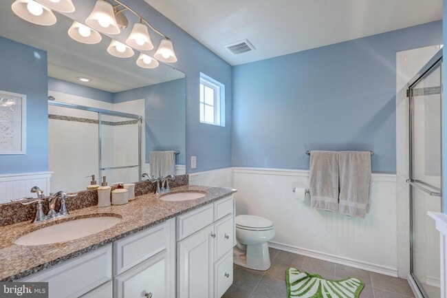 Building Photo - 33543 Silver Fox Dr