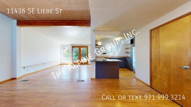 Building Photo - 11436 SE Liebe St