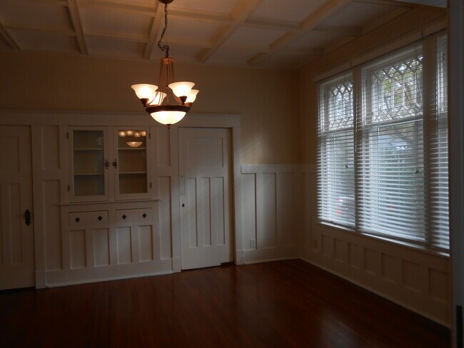 dining room - 1976 Higbee Ave