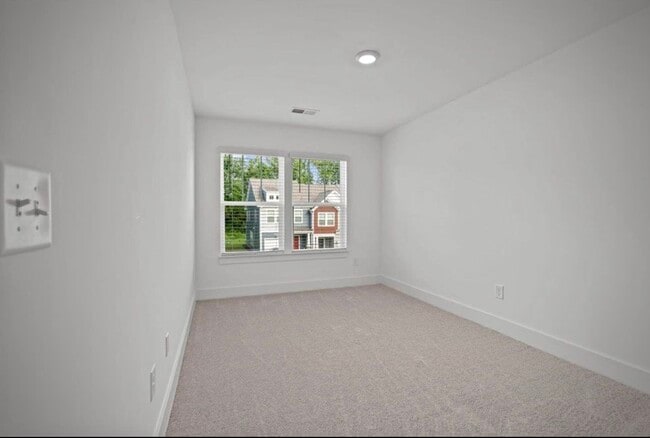 Building Photo - 1331 Maplesmith Wy