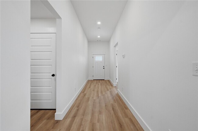 Foto del edificio - 5109 Vista Ave