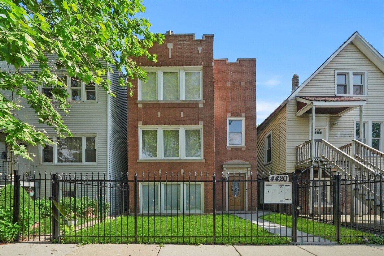Foto principal - 4420 W Cortez St