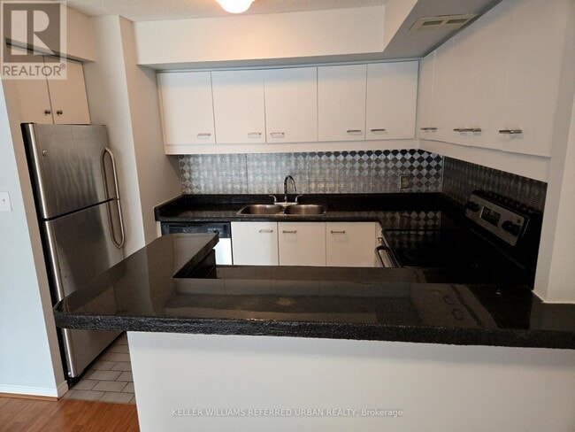 Photo du bâtiment - 25 The Esplanade