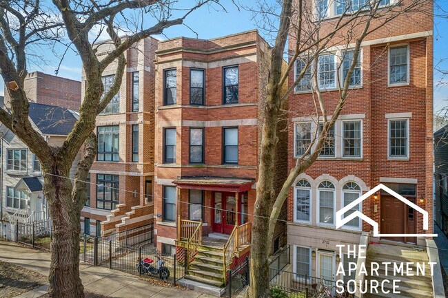 Foto del edificio - 2730 N Wayne Ave