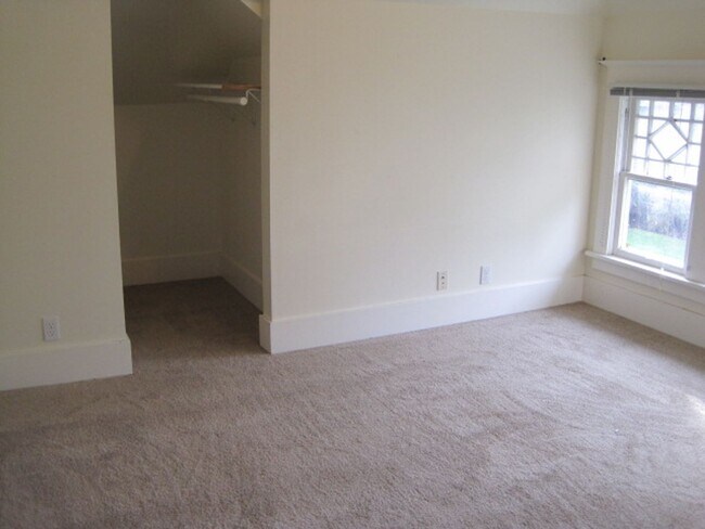 Foto del edificio - 4736 18th Ave NE