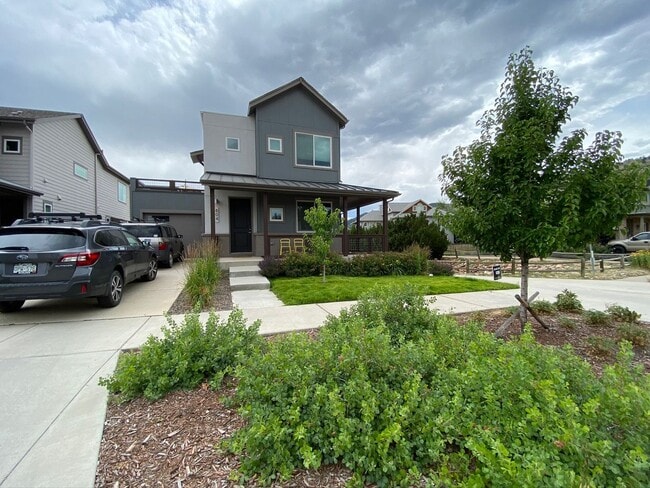 Gorgeous 4B/3.5B North Boulder - Available... - Gorgeous 4B/3.5B North Boulder - Available... House