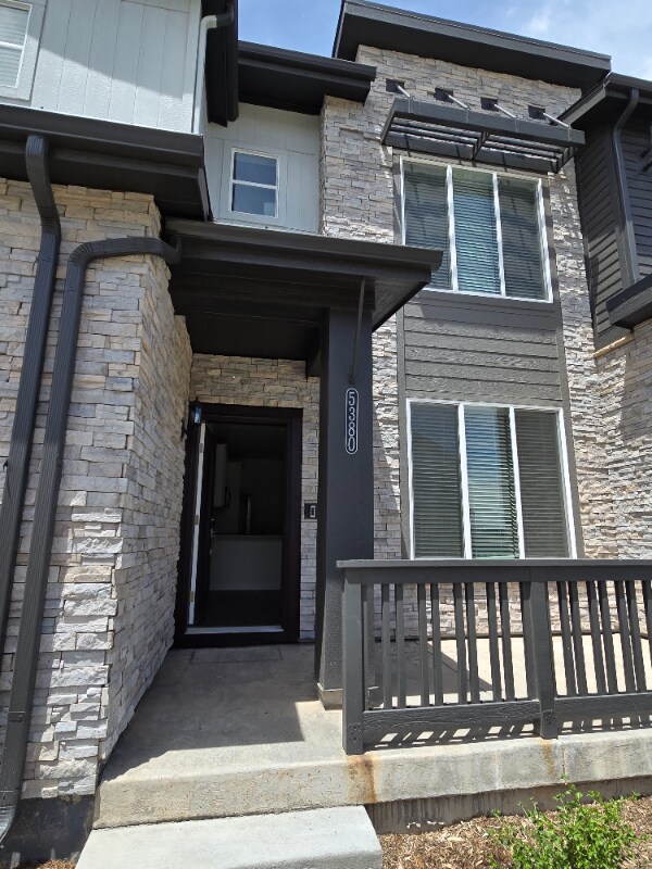 Primary Photo - 5380 Euclid Dr