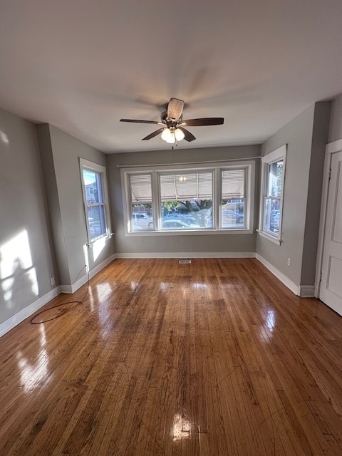 Building Photo - 3128 W 54th St