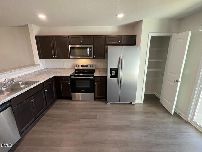 Building Photo - 2057 Wiggins Village Dr