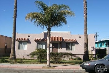 Building Photo - 1346 Bush St